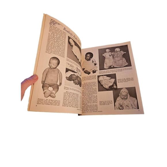 Doll reader dec 1978/Jan 1979 collectors guide to dolls & miniatures - Picture 3 of 3